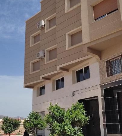 Logement Familial 2 Selouane Eksteriør billede